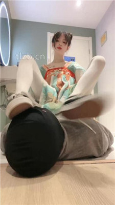 【奶味小仙女】汉服小姐姐-脏鞋碾压踩/sp/耳光/白丝诱惑/骑马 网友原创 第13张
