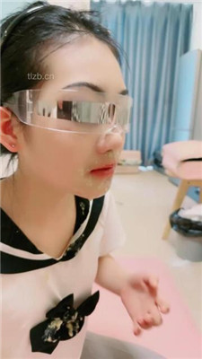 调教视频|雅痞猫叔 avatar 新用户会员用户      当前位置： 首  【爱神】女慕-耳光闻臭靴/高跟踢裆/吃啤酒呕吐物 网友原创 第17张