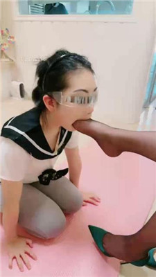 调教视频|雅痞猫叔 avatar 新用户会员用户      当前位置： 首  【爱神】女慕-耳光闻臭靴/高跟踢裆/吃啤酒呕吐物 网友原创 第20张