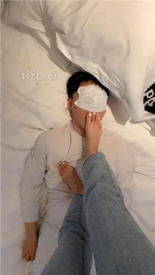 【超级咚咚】裸足全体重踩踏/圣水/恋足狂舔-HD绳艺资源网
