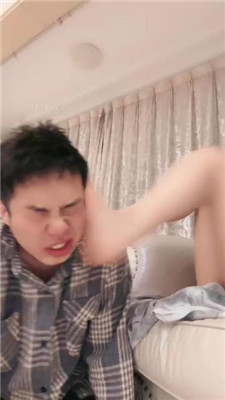 【桃幼幼】白富美S-品尝高跟玉足/脚耳光/插嘴/提档/灌圣水 网友原创 第15张