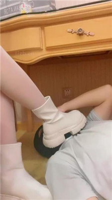 【陈甜女帝】脏短靴物化踩脚垫-HD绳艺资源网