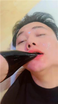 【甜心教主】口水浓痰强制喂 艾彩调教库 第7张
