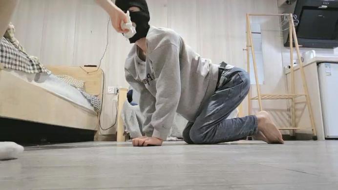 【yukis】小白鞋白袜玩虐 艾彩调教库 第5张