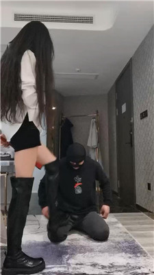 【皮皮】骑马转胯/长靴踩虐/sp/闻舔原味 艾彩调教库 第19张