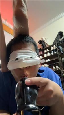 【倪梵】物化人体擦鞋器 艾彩调教库 第13张