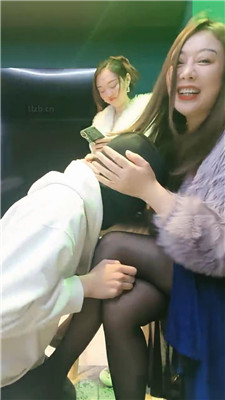 【咩祖】双S-黑丝+肉丝高跟美腿虐出轨男友 艾彩调教库 第6张