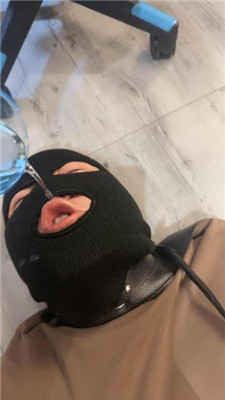 【晓雅】铆钉高跟玩虐/耳光/牵狗链/胯下辱 艾彩调教库 第14张
