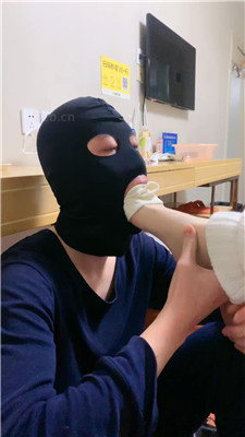 【姜果果】皮鞋白袜深喉恋足舔【上】 艾彩调教库 第6张