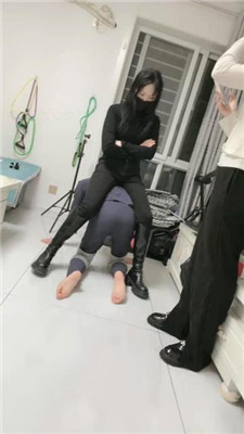 【蜜糖情侣】双S-教妹妹怎么虐出轨男友 艾彩调教库 第20张