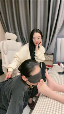 【小羊】双S-强迫母畜舔素人的jio 艾彩调教库 第2张