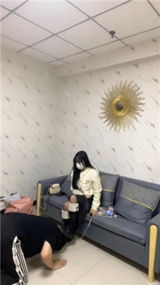 【草莓s】双S-清理长靴脏鞋底/骑马转胯/喝圣水混合物-HD绳艺资源网