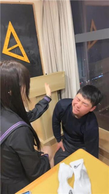 【司野】洛丽塔妹妹-皮鞋白袜诱惑抖M 艾彩调教库 第17张