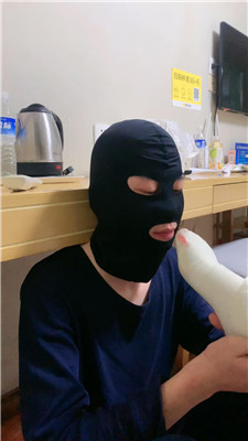 【姜果果】皮鞋白袜深喉恋足舔【上】 艾彩调教库 第5张