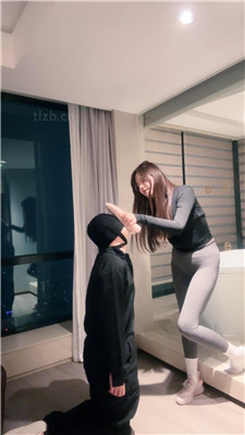 【琪琪大人】瑜伽女神-超浓原味惩罚奴 艾彩调教库 第5张
