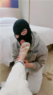 【薯条】双S-狗舌清理超脏鞋底/踩踏/白袜堵嘴/骑脖胯下辱 艾彩调教库 第8张