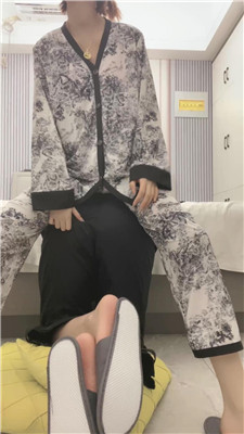 【尤黎】逮住小三驯化成母狗【上】 艾彩调教库 第3张