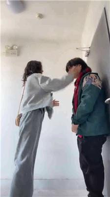 【素人挖掘机】户外真实开发宝妈做S 艾彩调教库 第3张