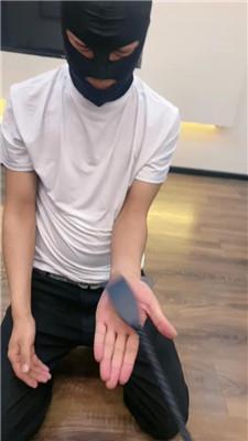 【七七】抽耳光/舔脏运动鞋/白袜脚捂脸/sp/转胯/掐乳 艾彩调教库 第16张