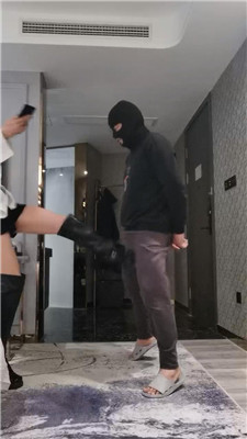 【皮皮】骑马转胯/长靴踩虐/sp/闻舔原味 艾彩调教库 第20张