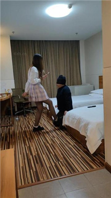 【可可妈妈】JK学生主-口嗨狗迟到被暴揍 艾彩调教库 第7张
