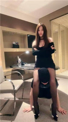 【琪琪大人】长腿黑丝高跟-剧情-公司女秘书的诱惑 艾彩调教库 第5张