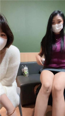 【莉宝儿】带素人175女大学生-膝盖顶裆/混合圣水/虐乳/脚耳光 艾彩调教库 第19张