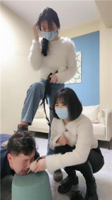 【鱼糯糯】双S-轮流抽耳光/虐打踢踹/揪耳朵/吸棉袜臭脚 艾彩调教库 第12张