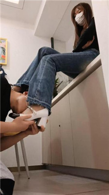 【梵高】白领库里丝下班后的原味诱惑狗 艾彩调教库 第7张