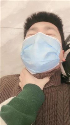 【子衿】转胯狗爬/全体重踩踏 艾彩调教库 第13张