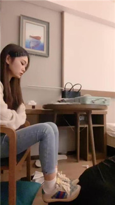 【川野尤娜】老爹鞋白袜踩/喂大量口水/吃袜子-HD绳艺资源网