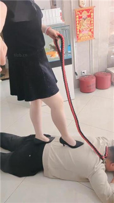 【安安女王】绿帽前任伺候我和老公 艾彩调教库 第10张