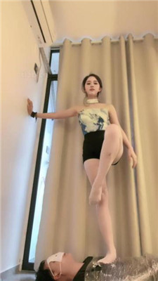 【九莲】舞蹈生全体重虐地毯狗 艾彩调教库 第10张