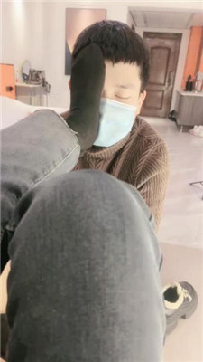 【子衿】转胯狗爬/全体重踩踏 艾彩调教库 第20张