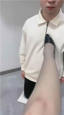 【亿姐】全体重踩踏/鞭打sp/揪耳朵/提档 艾彩调教库 第2张
