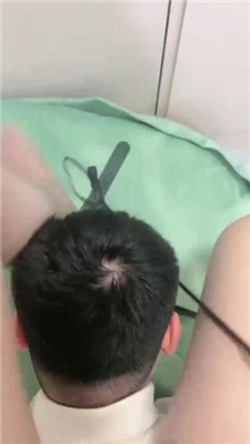 【亿姐】全体重踩踏/鞭打sp/揪耳朵/提档 艾彩调教库 第12张
