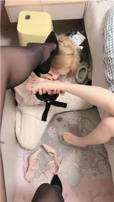 【貂蝉】母畜-清纯闺蜜做S-高跟肉丝诱惑/舔内裤/圣水面包 艾彩调教库 第5张
