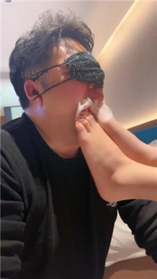 【爱丽丝】双主-狗继父的卑微伺候 艾彩调教库 第12张