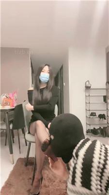 【甜一】性感小姐姐黑丝虐-深喉插嘴/抽耳光-HD绳艺资源网