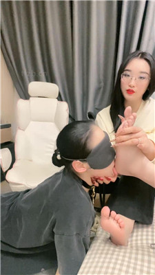 【小羊】双S-强迫母畜舔素人的jio 艾彩调教库 第3张
