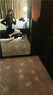 【米小唐】女神小姐姐诱导抖M做狗 艾彩调教库 第5张