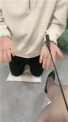 【亿姐】全体重踩踏/鞭打sp/揪耳朵/提档 艾彩调教库 第4张