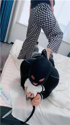 【芷镜小主】藤条重度狂抽鞭刑 艾彩调教库 第8张