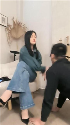 【安晴】反差暴力女友/提档/口水吐狗脸 艾彩调教库 第3张