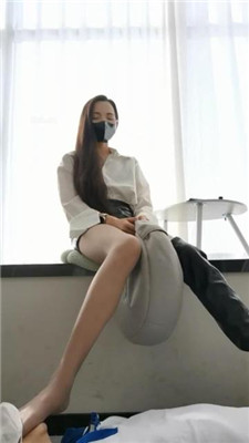 【皮皮】肉丝长靴ol女神老师教育学生汪 艾彩调教库 第7张