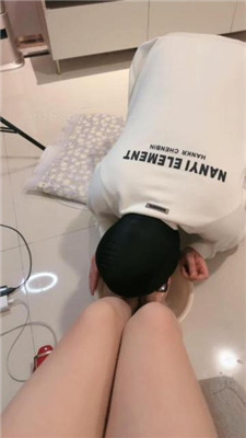 【然然】高跟黑丝踩/板子sp/鞋跟抽插/伺候沐足 艾彩调教库 第10张