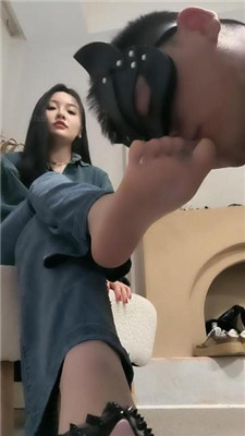 【安晴】反差暴力女友/提档/口水吐狗脸 艾彩调教库 第18张