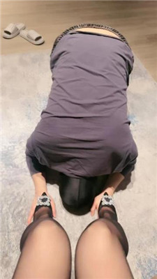 【然然】碾压踩狗爪/闻舔黑丝高跟-HD绳艺资源网