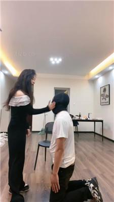 【七七】抽耳光/舔脏运动鞋/白袜脚捂脸/sp/转胯/掐乳-HD绳艺资源网