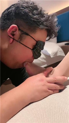 【爱丽丝】双主-狗继父的卑微伺候 艾彩调教库 第9张
